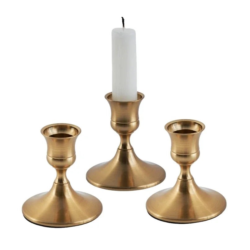 kit de trois bougeoirs en laiton doré pour mariage et dîner - vue 15 sur 18
