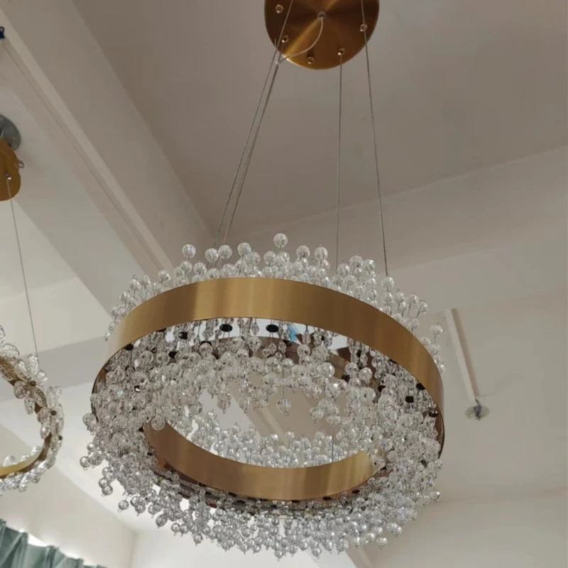 Moderner Kristall-Kronleuchter mit verstellbarem Gold-Metall - vue 3 sur 12