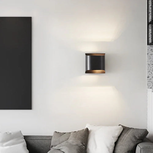 applique murale minimaliste en cuivre pour intérieur
