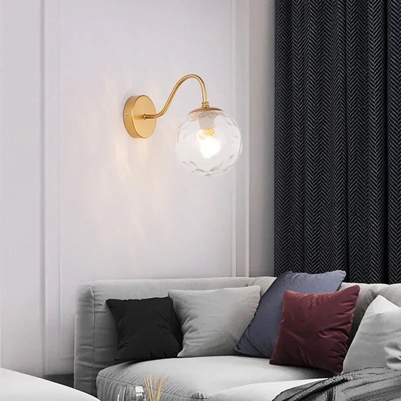 applique murale moderne en verre avec boule lumineuse élégante - vue 7 sur 10