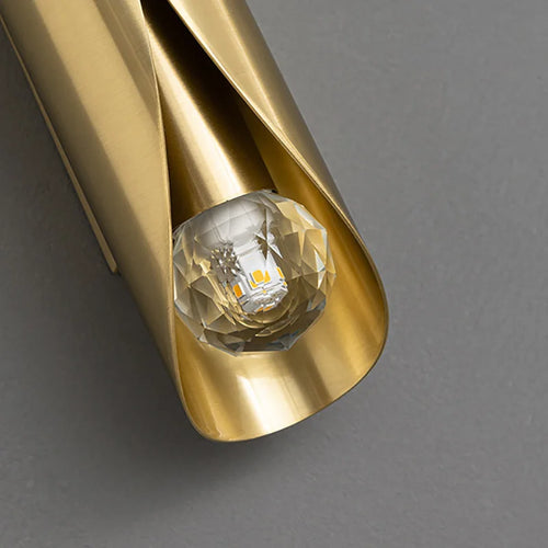 Moderne LED-Wandleuchte aus Kupfer für elegantes Interieur - vue 6 sur 8