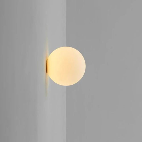 Moderne Glas-Kugelwandleuchte mit verstecktem Sockel für vielseitige Anwendungen - vue 3 sur 8