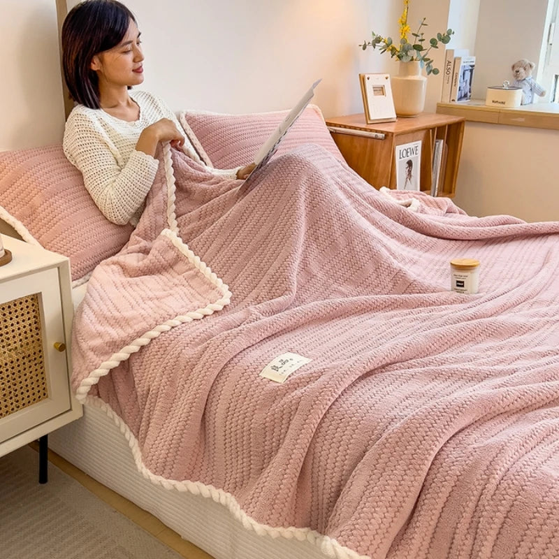 plaid doux effet polaire uni pour canapé chambre - vue 6 sur 7