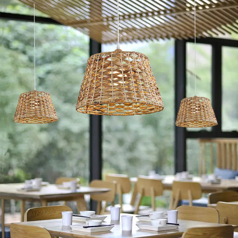 suspension en rotin style wabi sabi pour décoration moderne - vue 7 sur 11