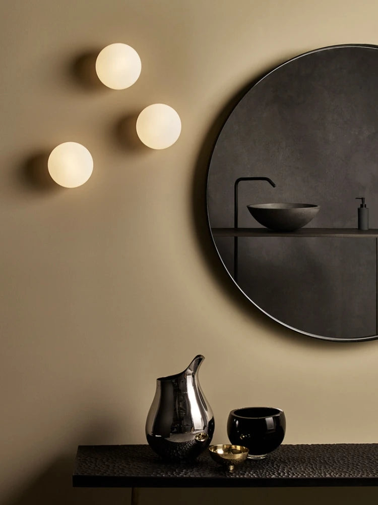 Minimalistische Glas-Wandleuchte für moderne Innenräume - vue 3 sur 8