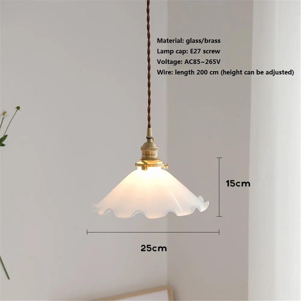 suspension vintage en laiton et verre pour décoration intérieure
