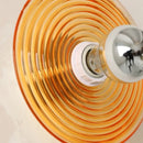 LED-Wandleuchte retro aus wellenförmigem Glas für Schrankmontage auf Schienensystem