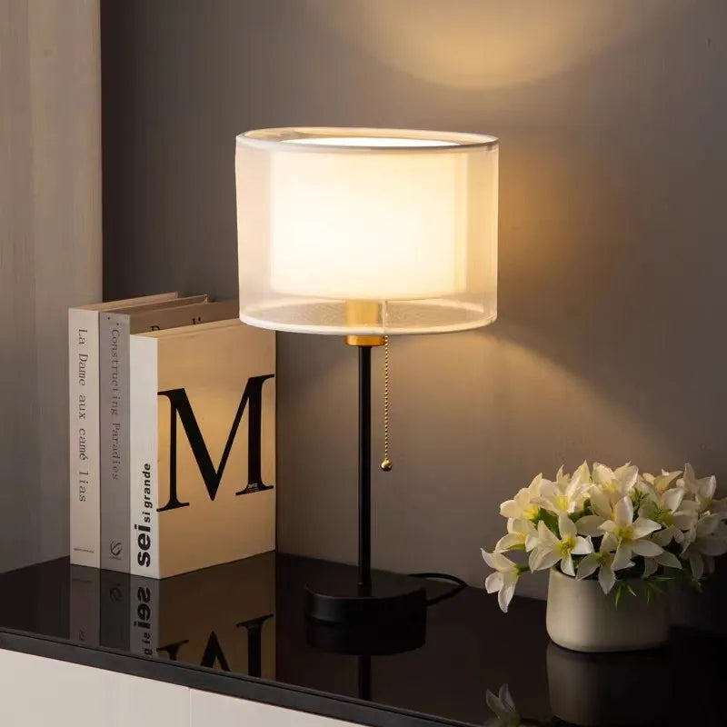 lampe de table en tissu vintage nordique design luxe - vue 4 sur 10