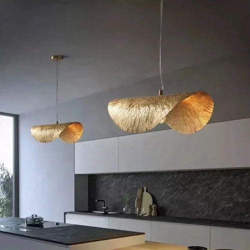 Moderne Pendelleuchte aus Kupfer für stilvolle Innenbeleuchtung