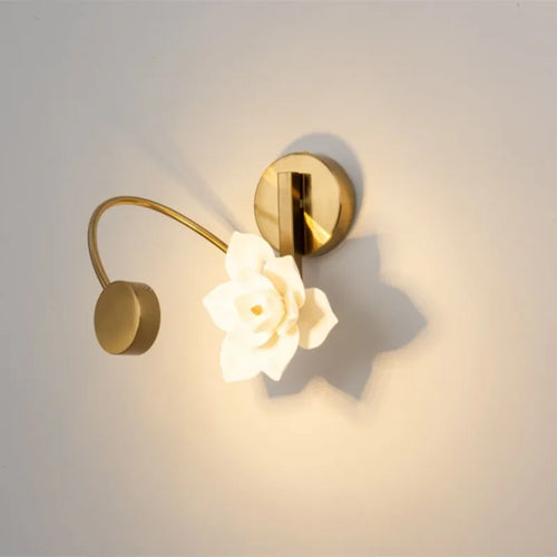 Moderne Art-Déco-Wandleuchte aus Keramik in Luxusausführung mit LED