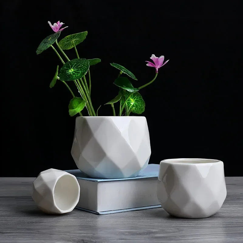 pot de fleurs géométrique en céramique pour plantes succulentes - vue 5 sur 7