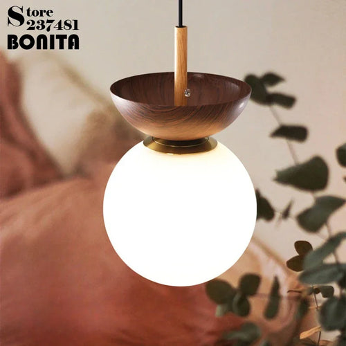 suspension ronde en verre et bois de noyer japonais