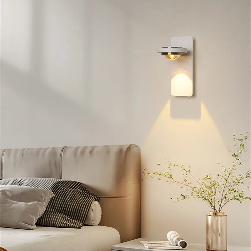 Applique murale LED réglable au design nordique moderne