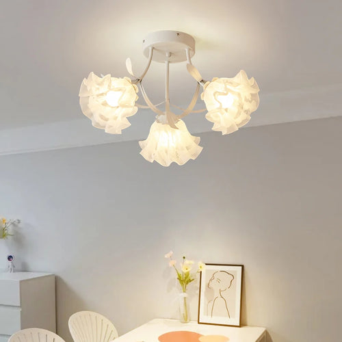 Romantische nordische Deckenleuchte mit floralem Design für elegantes Ambiente - vue 5 sur 24