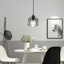 Moderne Pendelleuchte aus Eisen für elegante Inneneinrichtung