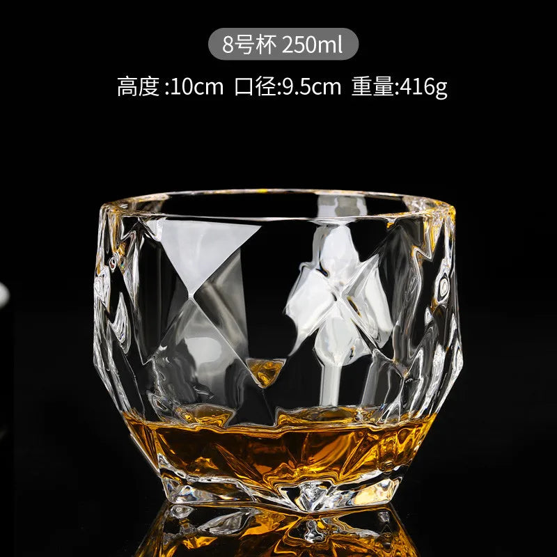 Verres cristal sculpté style vintage pour bar maison
