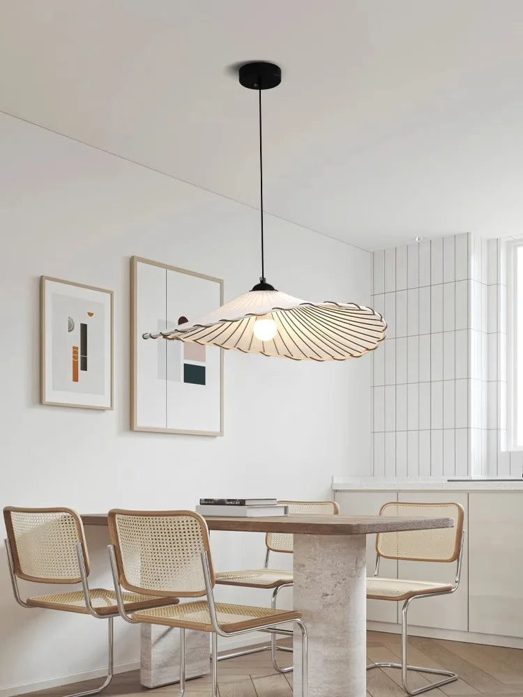 lustre créatif en coton lin avec lumière led nordique - vue 4 sur 9