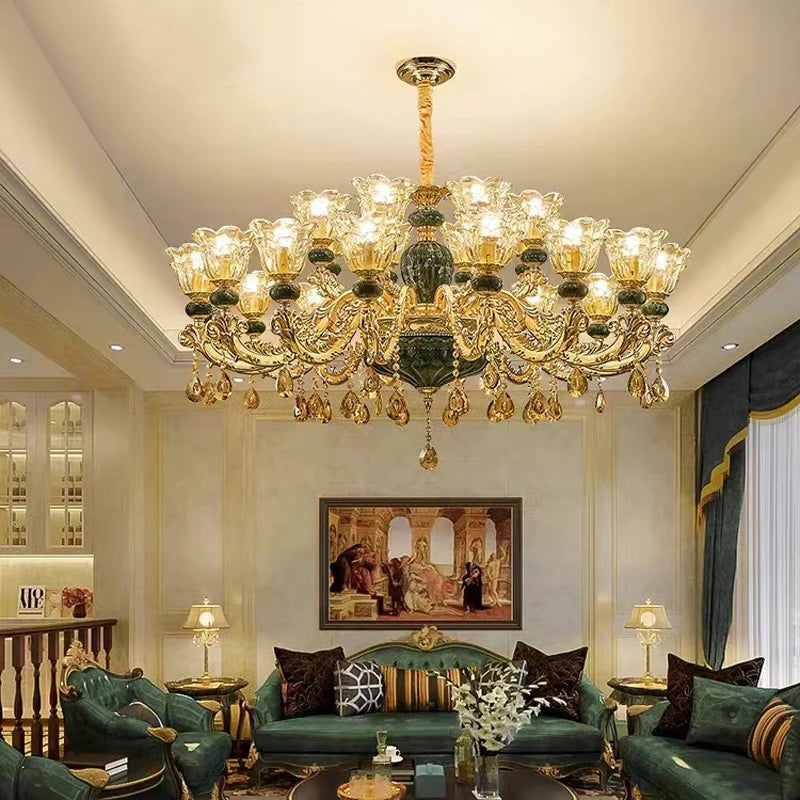 lustre en cristal léger pour décoration élégante et raffinée - vue 2 sur 15