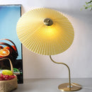 Retro-Tischlampe in dekorativer Schirmform, schwenkbar