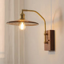 Vintage-Wandleuchte aus Glas für stilvolles Interieur