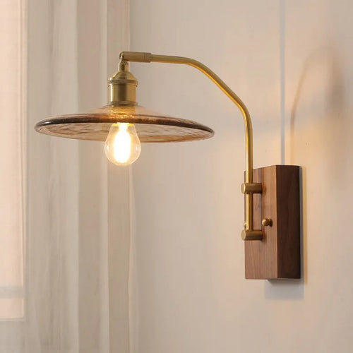 Vintage-Wandleuchte aus Glas für stilvolles Interieur - vue 3 sur 9