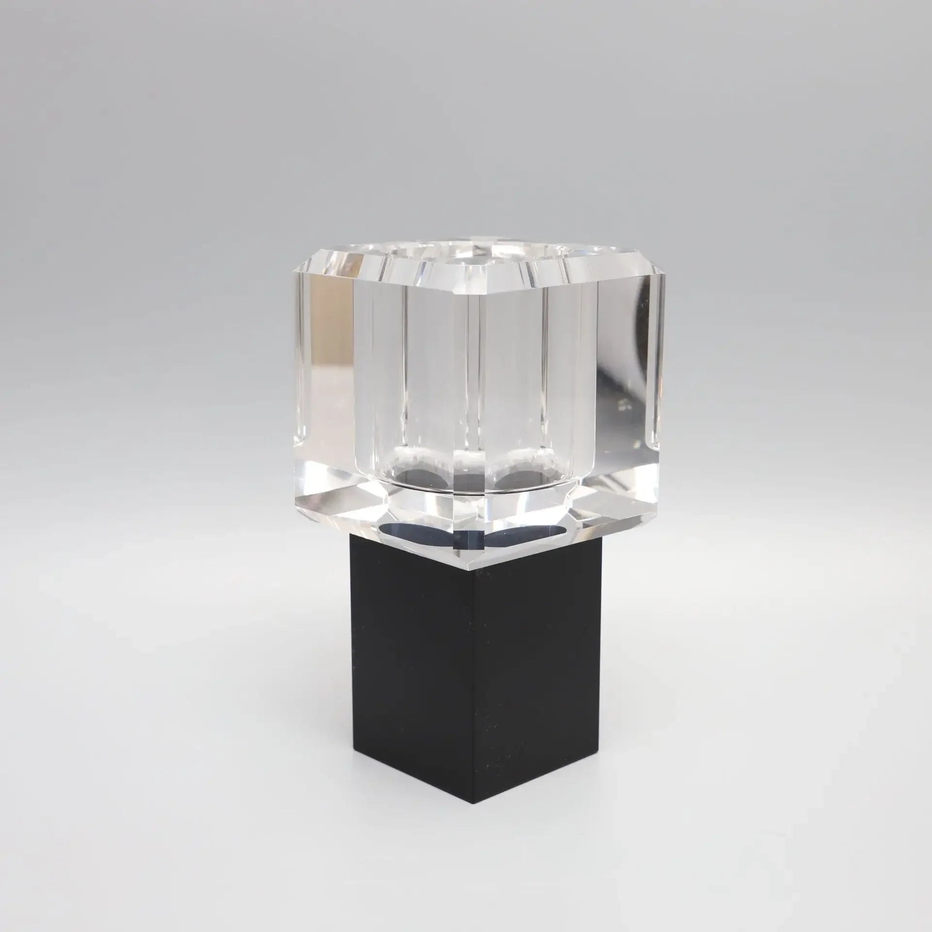 vase en verre cristal transparent pour décoration florale - vue 9 sur 11