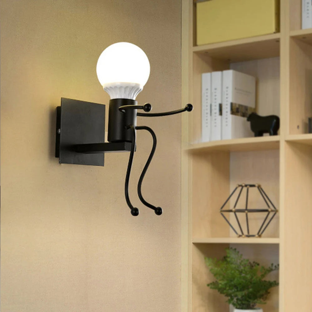 applique murale moderne petit homme led pour enfants - vue 3 sur 23