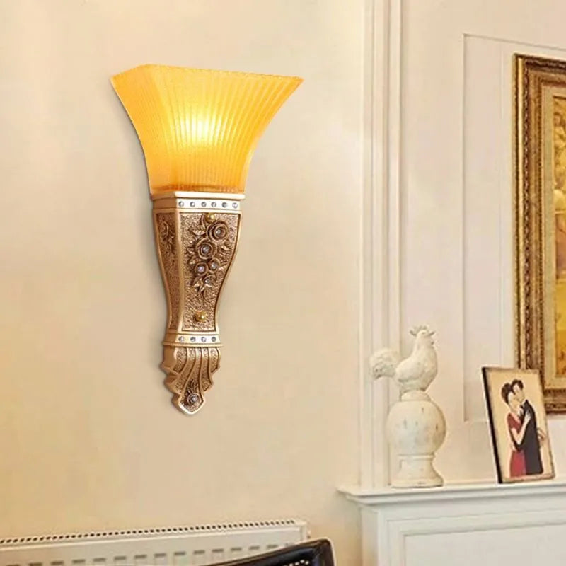 applique murale vintage nordique en résine et verre à led - vue 4 sur 10