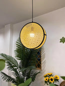 lustre en rotin tissé style créatif pour ambiance chaleureuse