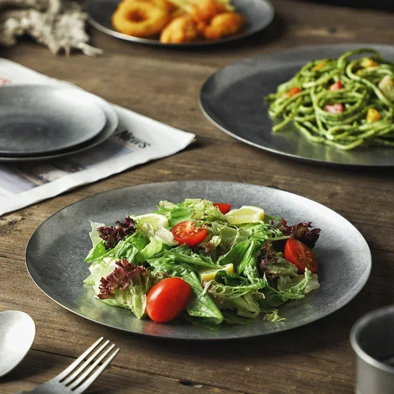 assiettes plates vintage nordique acier inox pour repas