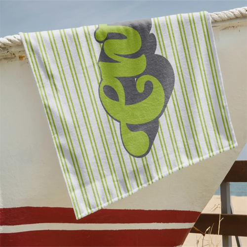 Serviette de plage rayée rétro personnalisée hippie - vue 5 sur 5