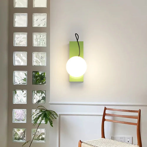 LED-Wandleuchte aus Metall mit Acrylkugel und variabler Dimmung - vue 5 sur 9