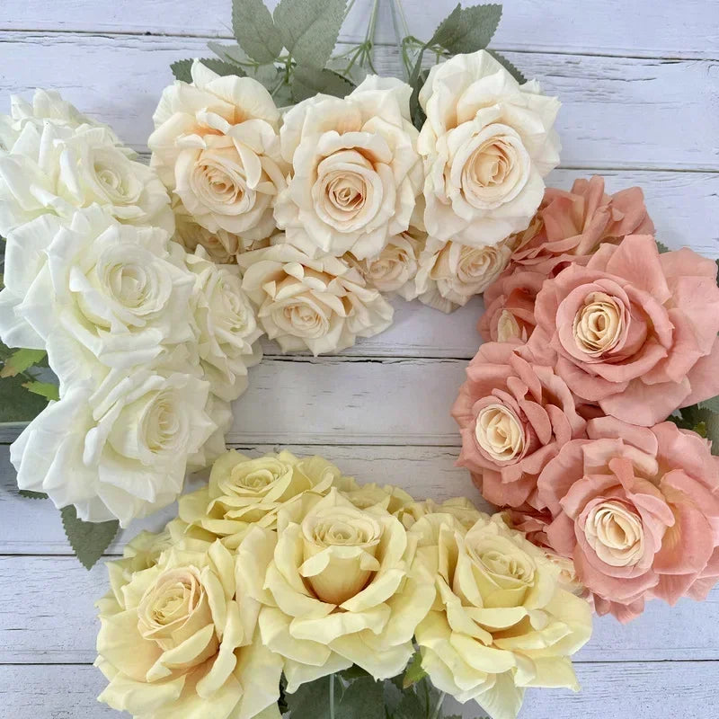bouquet de roses artificielles en soie pour décoration festive - vue 2 sur 15