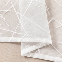 Voilage tulle a motifs rayures style moderne salon