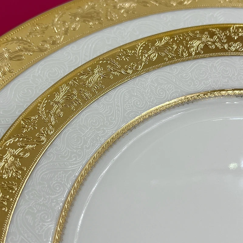 Assiette porcelaine style palais relief steak doré