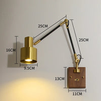 Wandleuchte mit schwenkbarem Arm aus Messing und Massivholz
