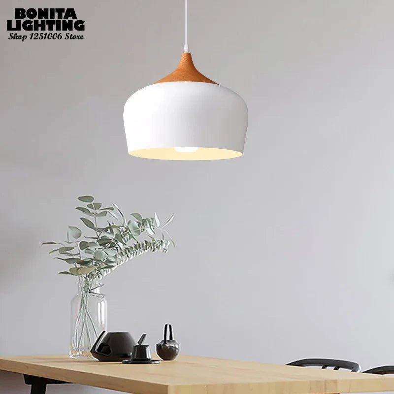 lustre en bois design nordique pour éclairage moderne - vue 4 sur 10