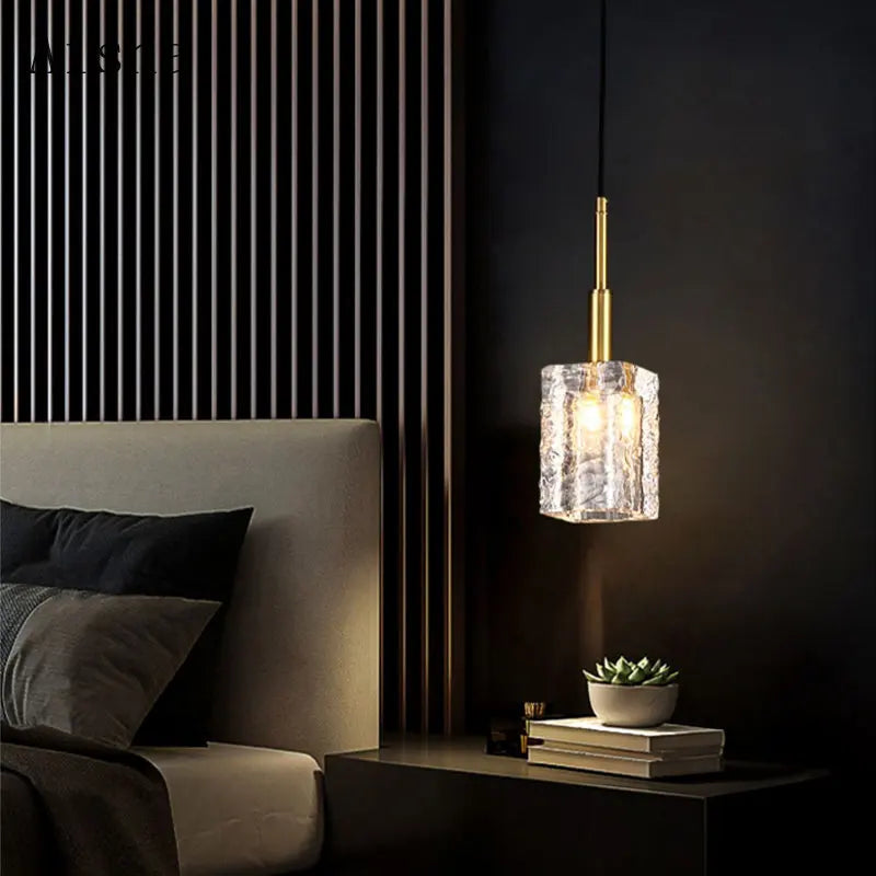 lustre en cristal doré design pour intérieur élégant et moderne - vue 5 sur 11