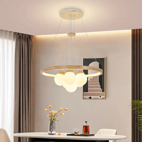 lustre nordique avec anneau en bois pour décor intérieur