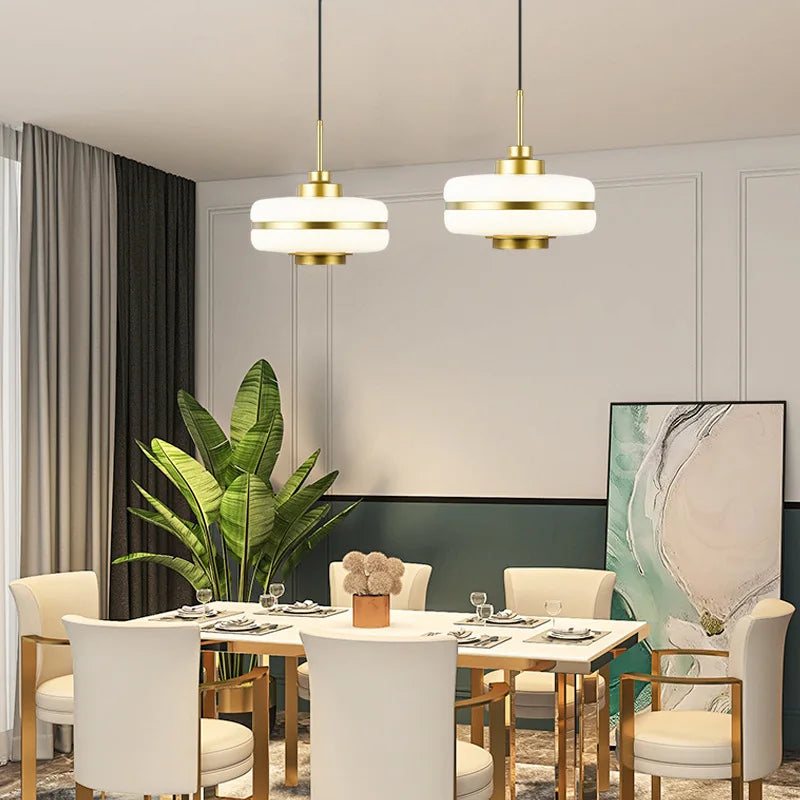 suspension en verre laiteux moderne pour intérieur élégant - vue 3 sur 7