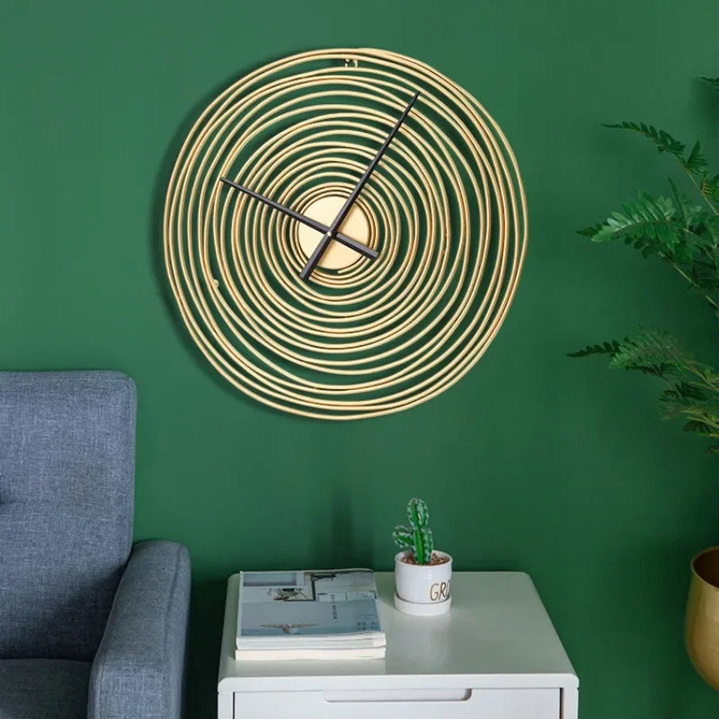 horloge murale moderne silencieuse en métal design élégant pour intérieur - vue 4 sur 7