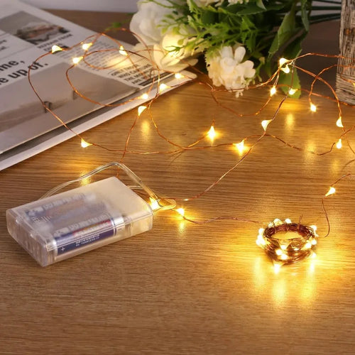 LED-Lichterkette mit Kupferdraht für festliche und stimmungsvolle Dekoration