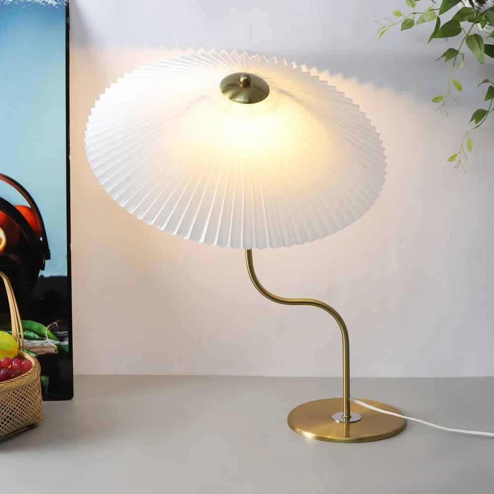Retro-Tischlampe in dekorativer Schirmform, schwenkbar - vue 2 sur 12