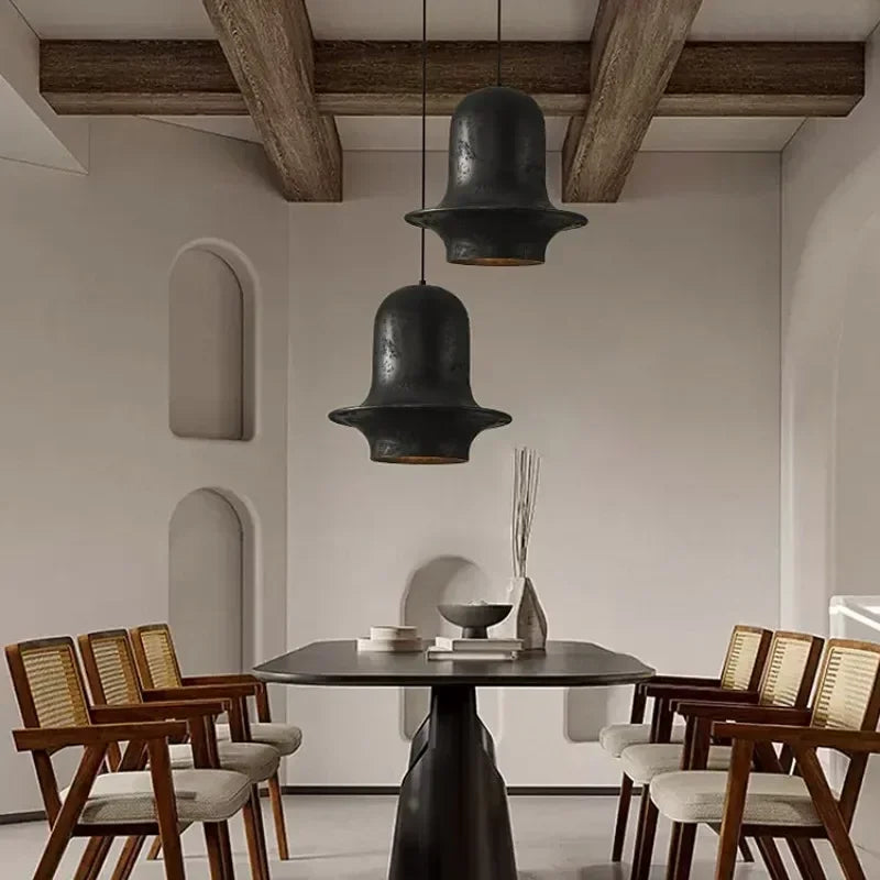 Pendelleuchte aus Harz im nordischen Loft-Wabi-Sabi-Stil - vue 4 sur 8