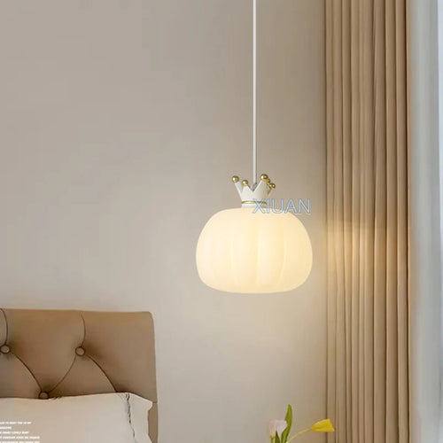 suspension de chevet pour petite chambre avec nœud papillon