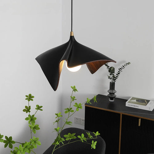 Moderner LED-Kronleuchter aus Resin mit kreativem Design - vue 2 sur 9