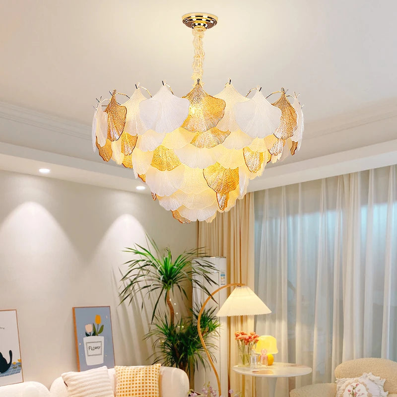 lustre en verre coquillage pour ambiance romantique et élégante - vue 3 sur 12
