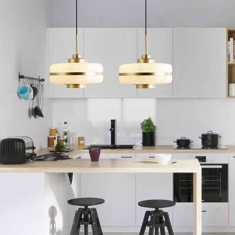 suspension en verre laiteux moderne pour intérieur élégant - vue 5 sur 7