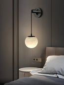 Moderne Nachttischlampe aus Kupfer und Naturmarmor