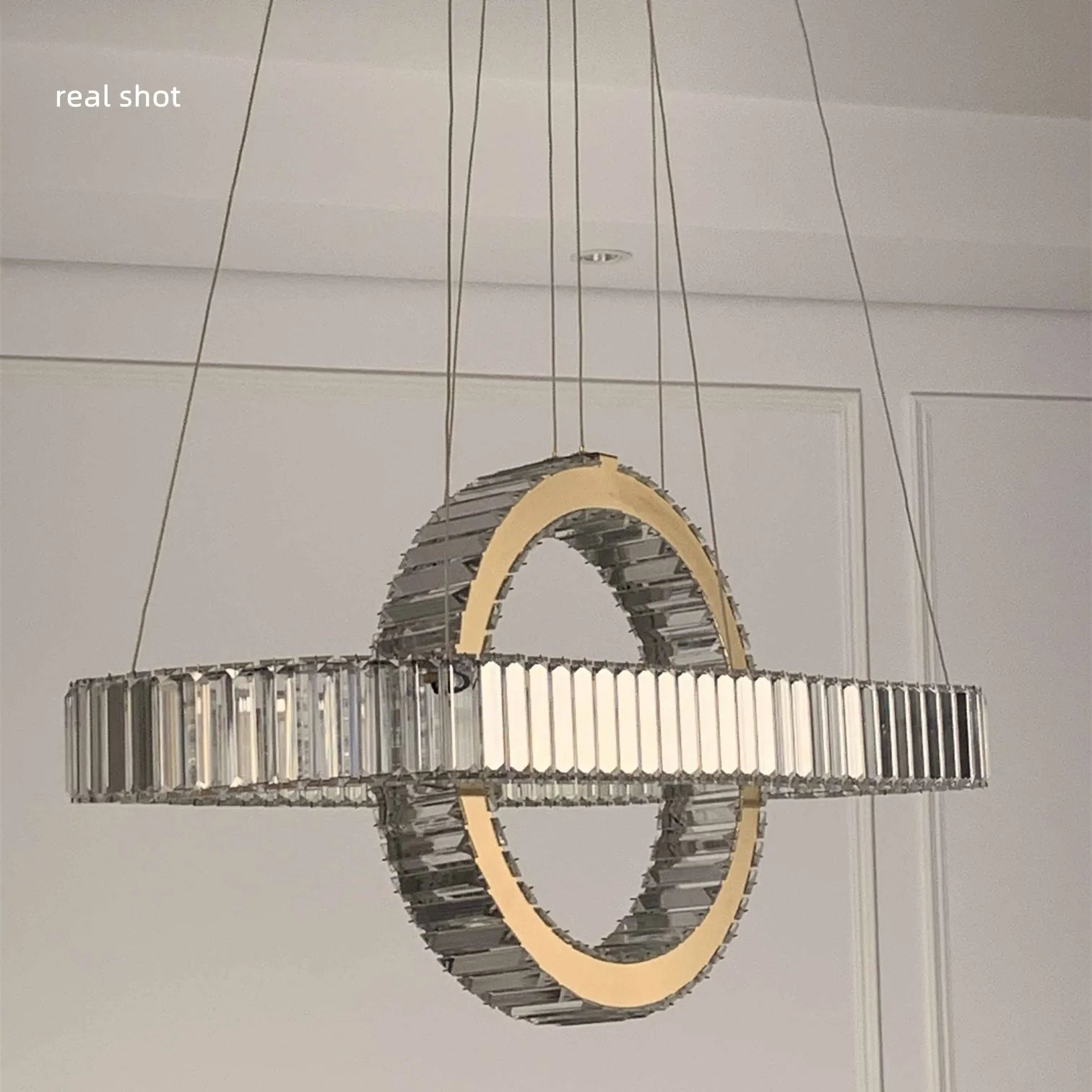 Lustre LED led moderne en acier doré avec cristaux et câble réglable - vue 5 sur 12